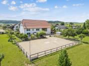 KERNSANIERTE REITSPORTIMMOBILIE IN IDYLLISCHER UMGEBUNG