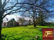 Maisons 7 pi&egrave;ce(s) 220 m2 g&icirc;tes 8 hectares.