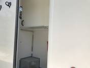 Camion chevaux carrosserie neuve 2011, 230 000 kms