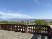 Propriet&agrave; con strutture per attivit&agrave; equestri