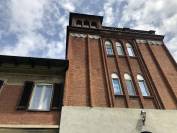 Propriet&agrave; con strutture per attivit&agrave; equestri