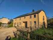 Propri&eacute;t&eacute; &eacute;questre &agrave; Chassepierre face &agrave; la Semois