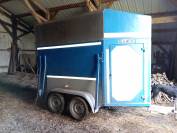 Van 1,5 places cheval libert&eacute;