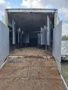 camion chevaux 6 places 