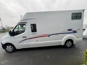 Camion 2 chevaux stalles BARBOT