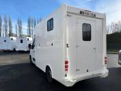 Camion chevaux 170ch boite automatique en stalle 