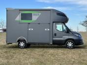 IVECO DAILY 35-210 HI-MATIC MSG STALLION LIGHT