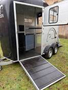 Van 2 Places Cheval Libert&eacute; Touring