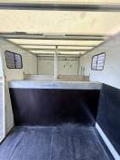 Camion VL Chevaux &ndash; Renault Master III &ndash; 2 places &ndash; Tr&egrave;