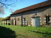 Manoir du XVIeme , 2 corps de ferme, &eacute;tang, 22 ha 