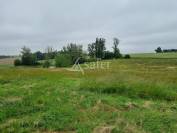 Maison d'habitation et d&eacute;pendances agricoles sur 30 hectares -