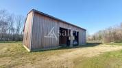 LIBOURNAIS: Hangar agricole + 8 hectares