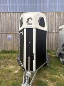 Location van 1,5 places