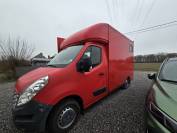 Camion Renault Master chevaux