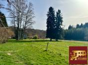 Propri&eacute;t&eacute; cl&eacute; en main avec 6,2 ha et rivi&egrave;re