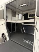 AKX Renault Mast 3.5T 2 chevaux - 170CV -  5 places