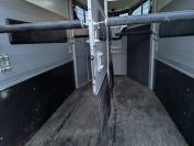 Van ifor Williams hbx 511 