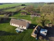 6 hectares, boxes et maison VERNEUIL SUR AVRE 