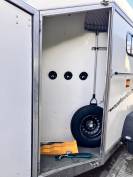 Van Bonilla 3 caballos 