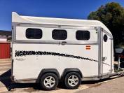 Van Bonilla 3 caballos 