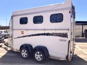 Van Bonilla 3 caballos 