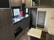 A vendre Renault  MAGNUM STX avec grand pop out 