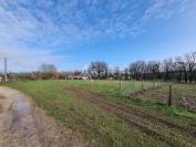 Vente foncier avec b&acirc;ti ou Cession de parts sociales d'exploita