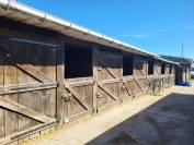 Centre &eacute;questre cl&eacute; en main. 20 min de Disneyland Paris