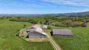 Maison et d&eacute;pendances agricoles sur 25 hectares agricoles - Pro
