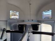 Van HUMBAUR Xanthos A&eacute;ro 2400